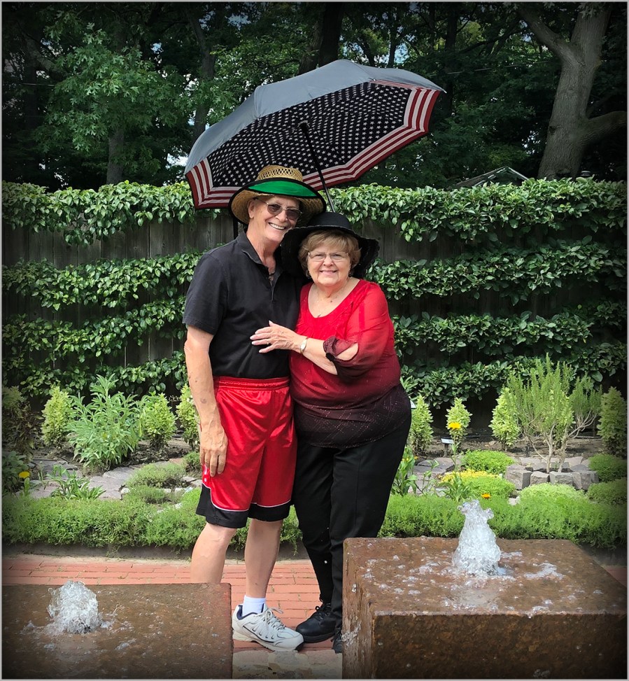 Karl Nancy In The Toledo Garden